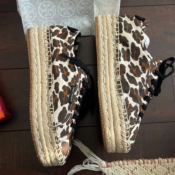 Tory Burch Reva Leopard Platform Sneakers - Picture 3 of 11